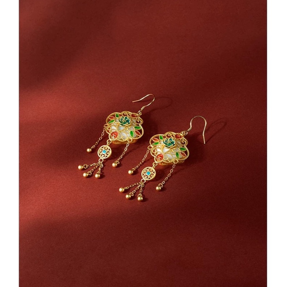 Elegant Gold and Green Dangle Earrings with Jade